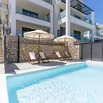 Solmare Apartamento Nikiana